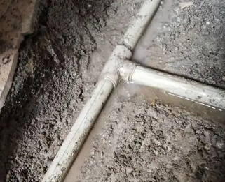 龙湾漏水维修电话